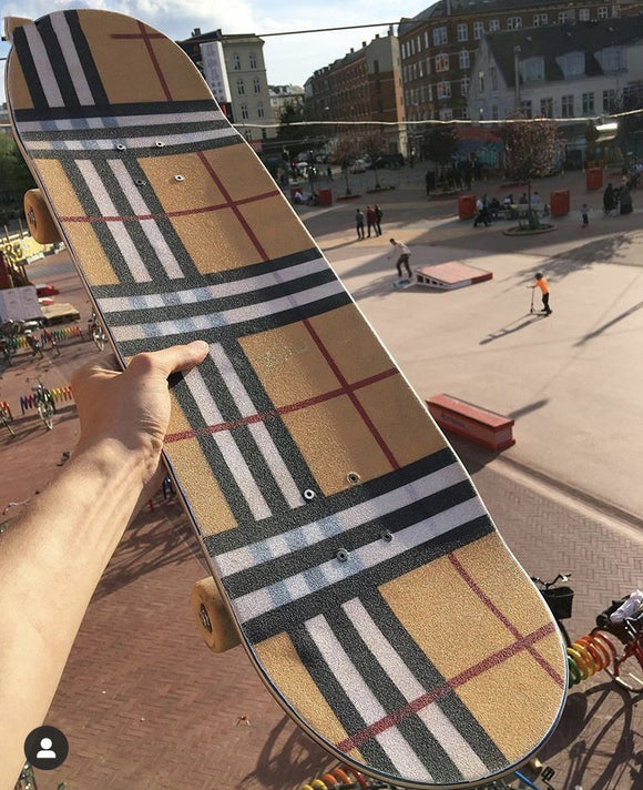 Brown Plaid Double-warped Longboard Skateboard Grip Tape Sandpaper – DIY Skateboard Accessory (Skateboard not Included)