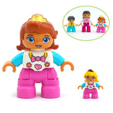 Large-particle Building, Block Dolls