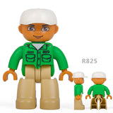Large-particle Building, Block Dolls
