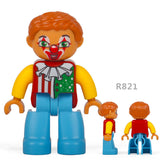 Large-particle Building, Block Dolls