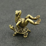 Art Miniature, Carved Antique