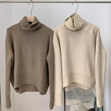 Women’s Relaxed-fit Cashmere Turtleneck Sweater