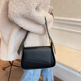 Simple Temperament, Retro Women's Western Style Messenger Bag