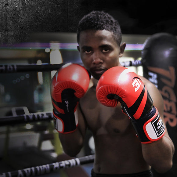 Boxing Gloves, Fighting Muay Thai Training Punching Gloves