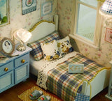 Creative Gift, DIY Hand-assembled House with Light Cabin