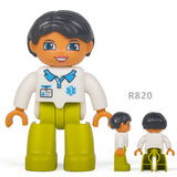 Large-particle Building, Block Dolls