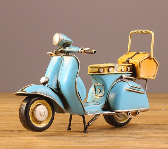Tin Vespa Piaggio Scooter Model