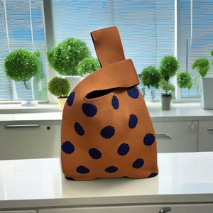 Women's Contrast Color, Polka Dot Handbag