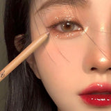 Pearlescent Brightening Skin Tone, Anti-sweat, No-smudge, Students Girls' Eye Shadow Stick
