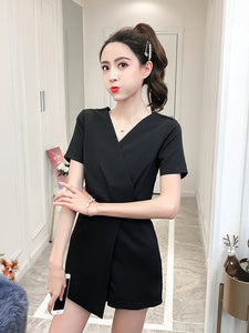 The New Small V-neck, High Waist, Thin Temperament Casual Wide-leg Shorts Jumpsuit