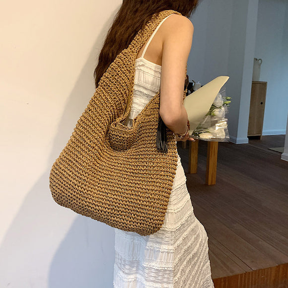Hand-woven Underarm Hand Carrying Easy Matching, Large Capacity Straw Bag