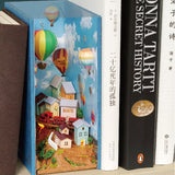 DIY Hut, Water City Log Hot Air Balloon Stand Mini Book House