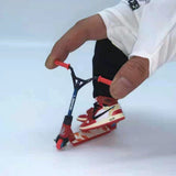 Mini Alloy Fingertip Pedal Car Skateboard Toy for Children